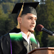 Thumbnail-Juan-Camara-Graduate